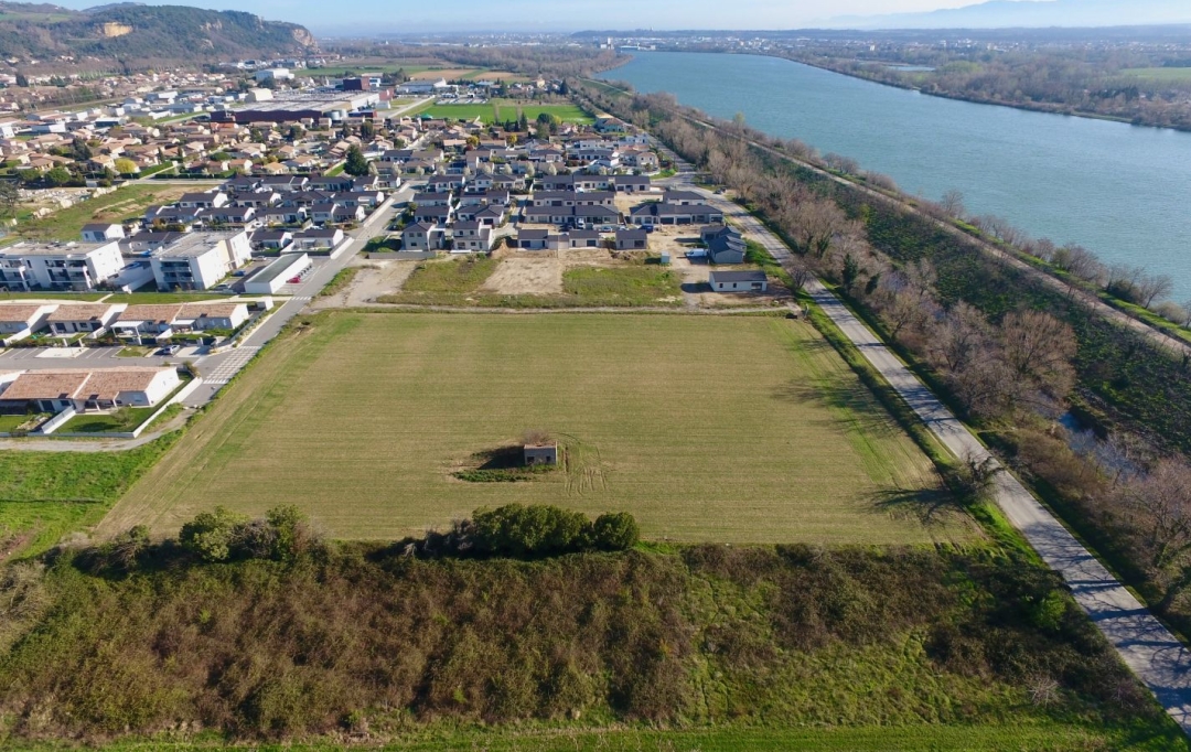 Annonces CHABEUIL : Terrain | CHARMES-SUR-RHONE (07800) | 0 m2 | 83 000 € 