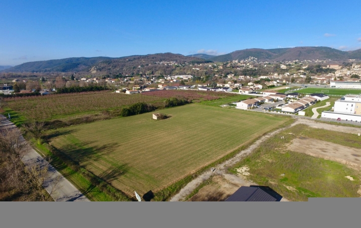 Terrain CHARMES-SUR-RHONE 83 000 € Terrain CHARMES-SUR-RHONE 83 000 €